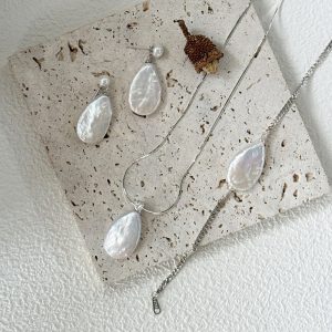 VLS Sterling Silver Teardrop Pearl Necklace Minimalist Jewelry