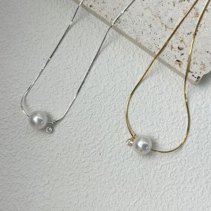 pearl bead necklace