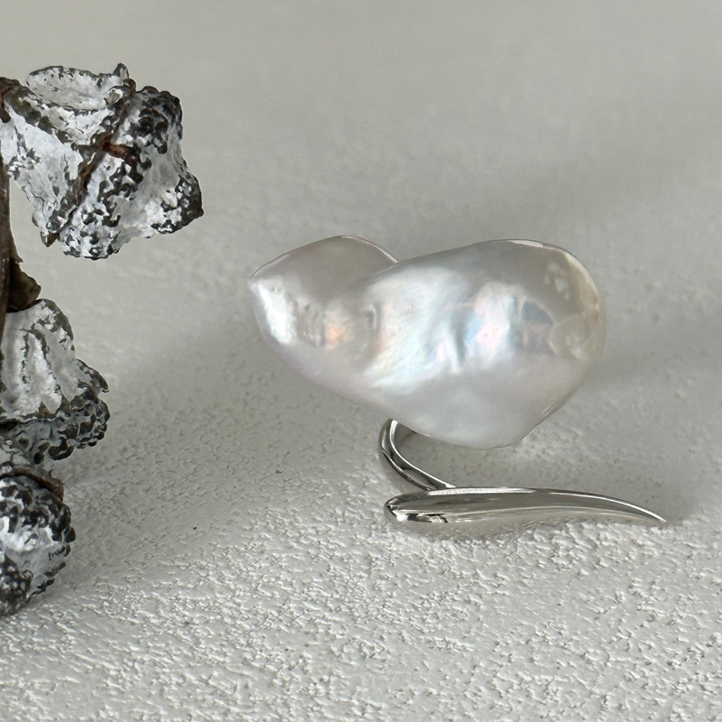 baroque pearl silver ring