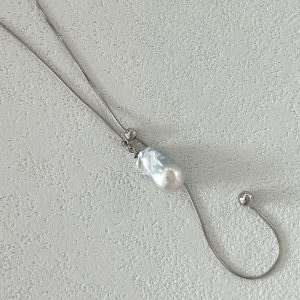 baroque pearl necklace