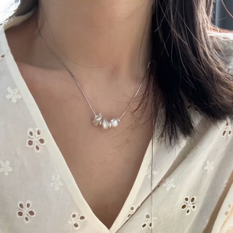 simple design necklace