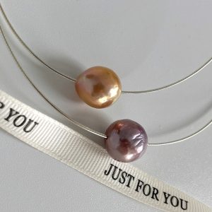 baroque pearl choker