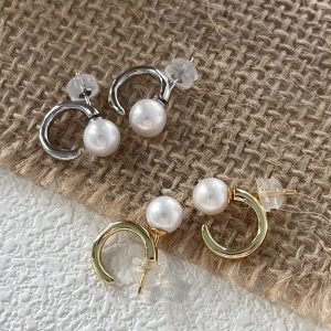 freshwater pearl earring