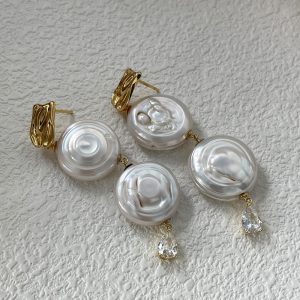 luxury pearl dangle earring