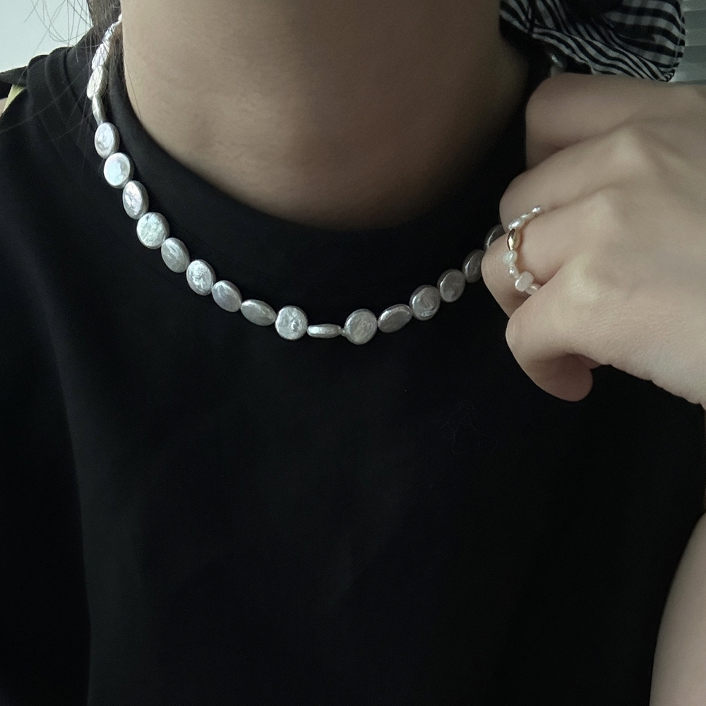 pearl beaded necklace